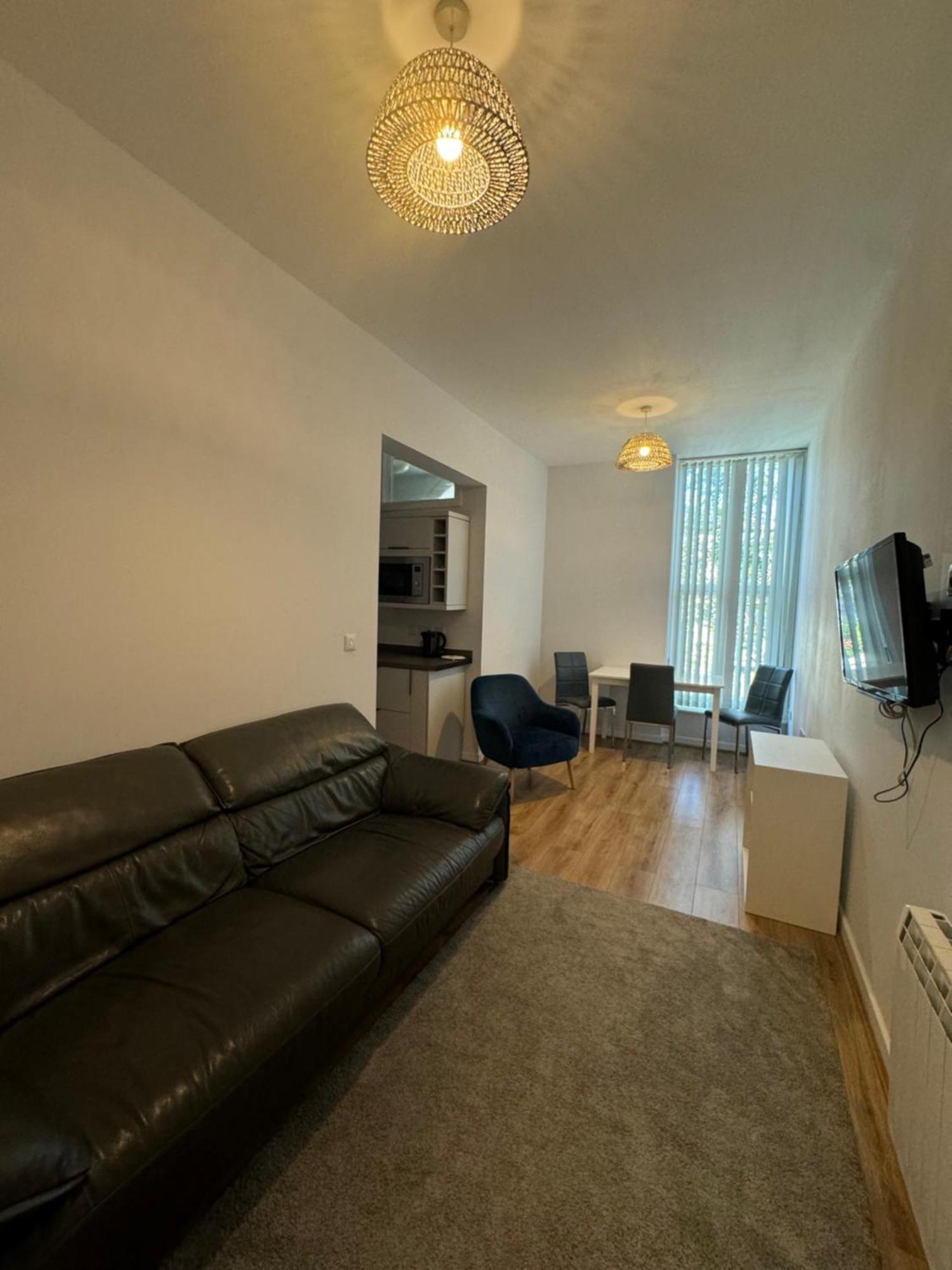 Armyn House Apartments, Your Coastal Escape In Falmouth Exterior foto